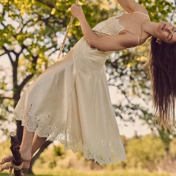 NWT J. Crew Collection Lace Trim Slip Dress in Textured Satin - Picture 3 of 4